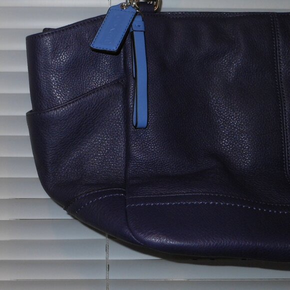 new Coach F23284 Park Carrie handbag - Picture 3 of 7